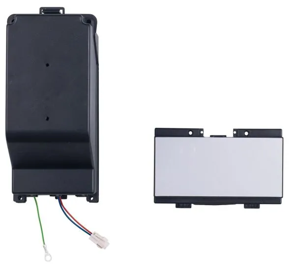 Dezentraler Regler für KaskadenRegler (on board)Dezentraler Regler für HPC KaskadenEKWHCTRL0Regler (on board) für das HPCTruhengerät in Verbindung mit derzentraler Regeleinheit EKWHCTRL1.Pro Truhengerät ist ein Reglererforderlich.