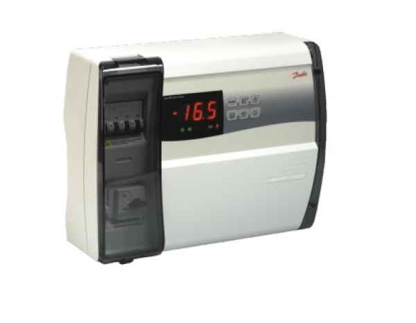 Danfoss Kühlstellenreglerbox Optyma AK-RC 113 3kW 4,5-6,3A 080Z3221
